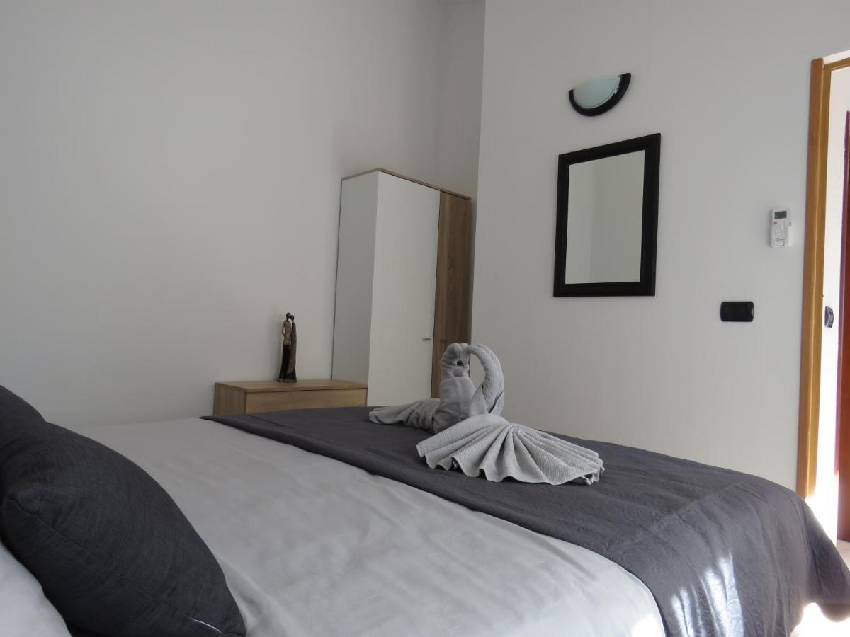 Erika Medulin Apartment ภายนอก รูปภาพ