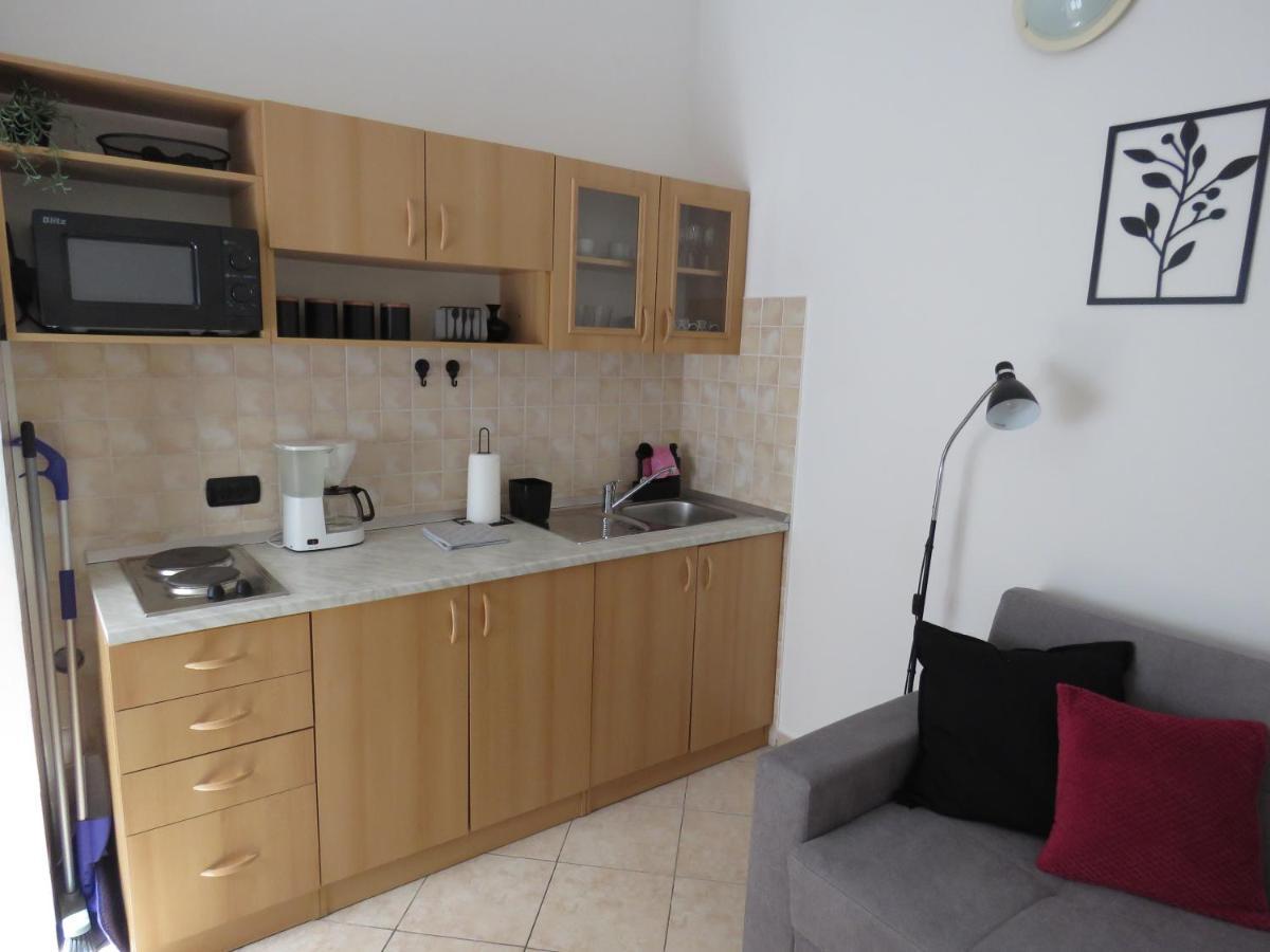 Erika Medulin Apartment ภายนอก รูปภาพ
