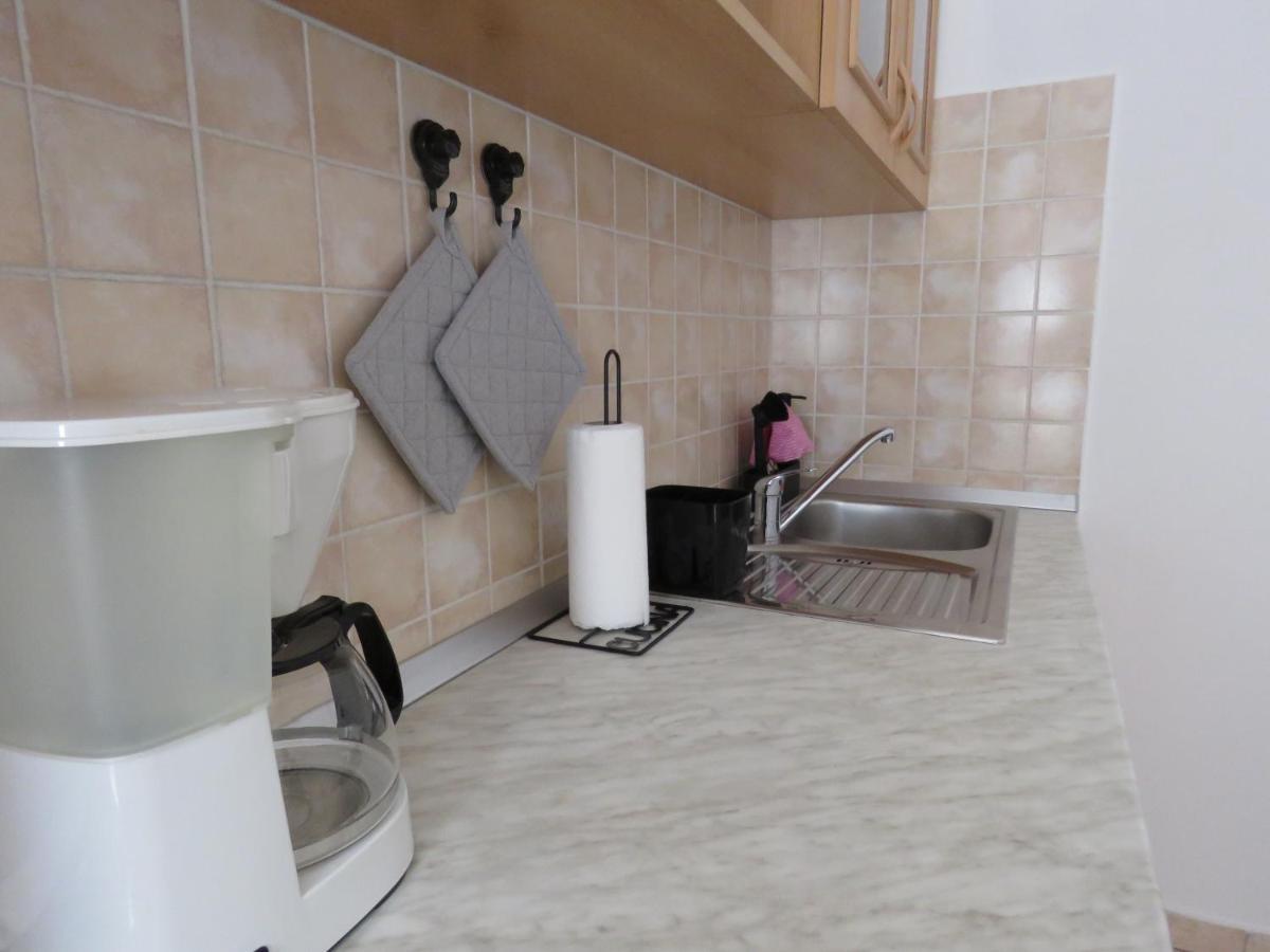 Erika Medulin Apartment ภายนอก รูปภาพ