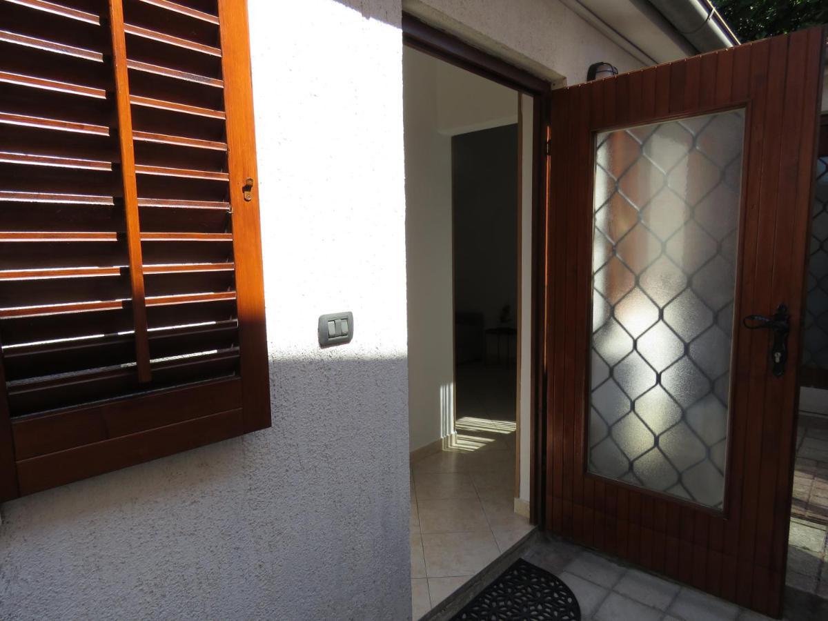 Erika Medulin Apartment ภายนอก รูปภาพ