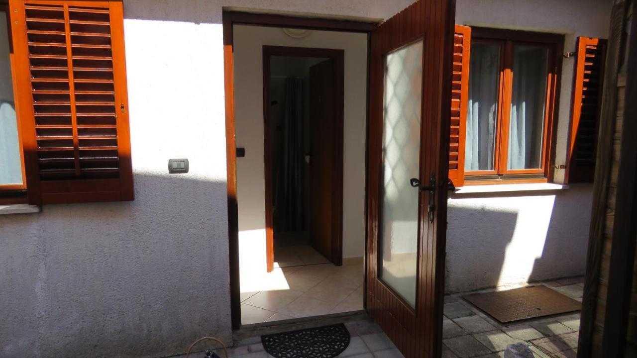 Erika Medulin Apartment ภายนอก รูปภาพ
