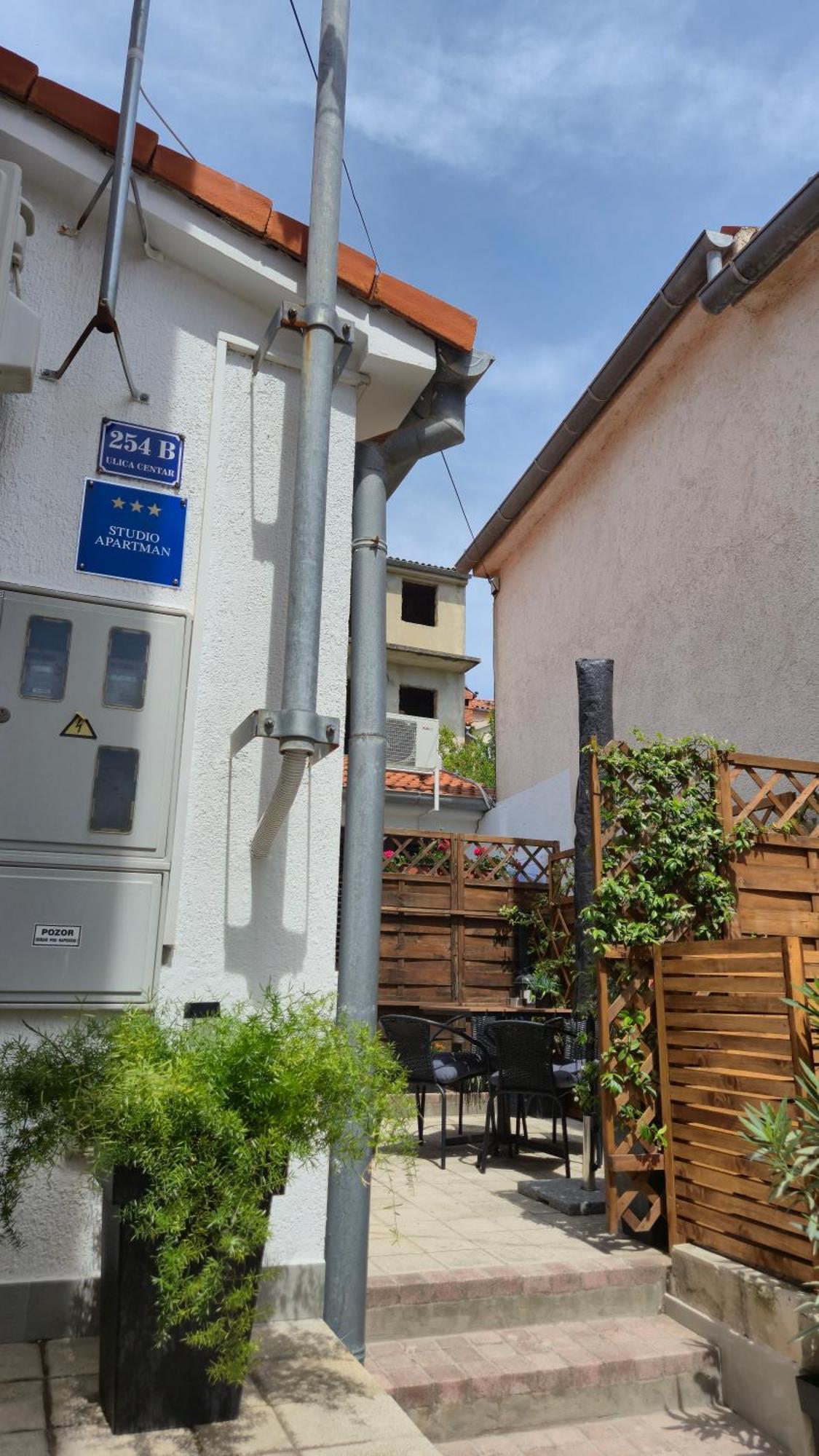 Erika Medulin Apartment ภายนอก รูปภาพ