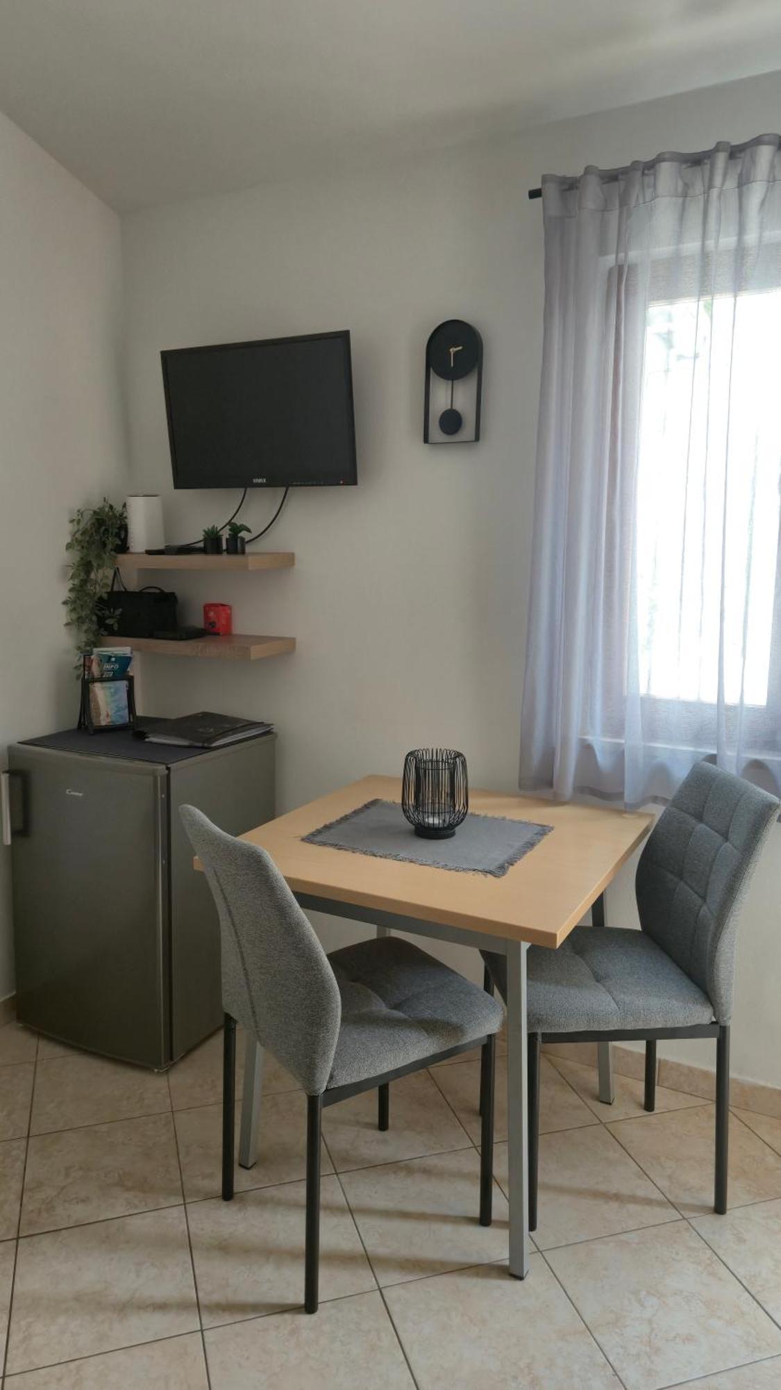 Erika Medulin Apartment ภายนอก รูปภาพ